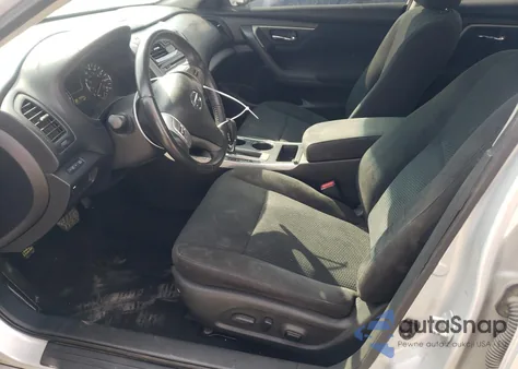 2015 Nissan Altima 2.5 from USA, damaged, VIN 1N4AL3APXFC177032